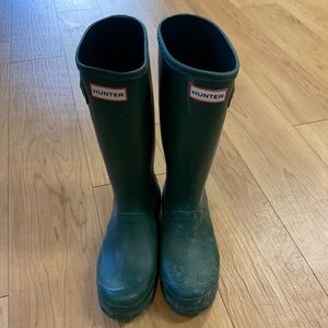 Hunter rain boots green